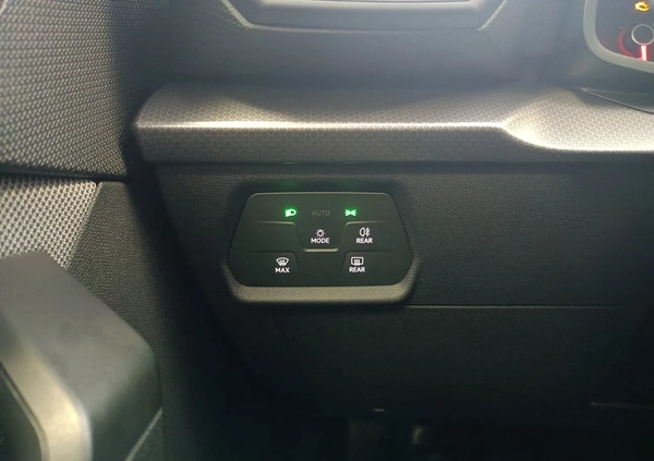Seat Leon cena 74900 przebieg: 49946, rok produkcji 2021 z Miejska Górka małe 326